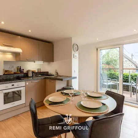 The Duplex Varin Beautiful & Garden 4 People * Honfleur