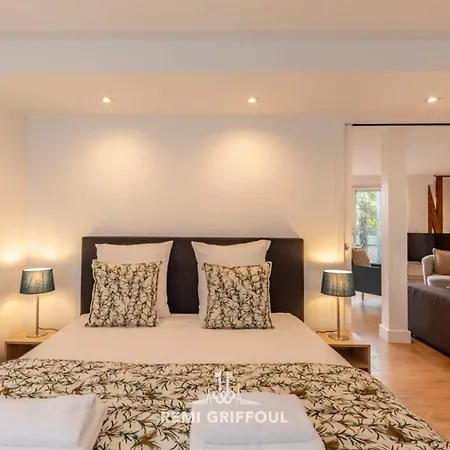 The Duplex Varin Beautiful & Garden 4 People Lejlighed