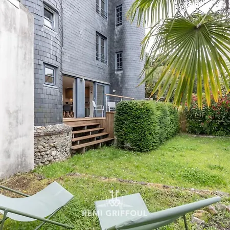 The Duplex Varin Beautiful & Garden 4 People Apartment *