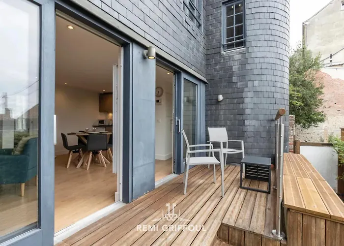 Apartment The Duplex Varin Beautiful & Garden 4 People *