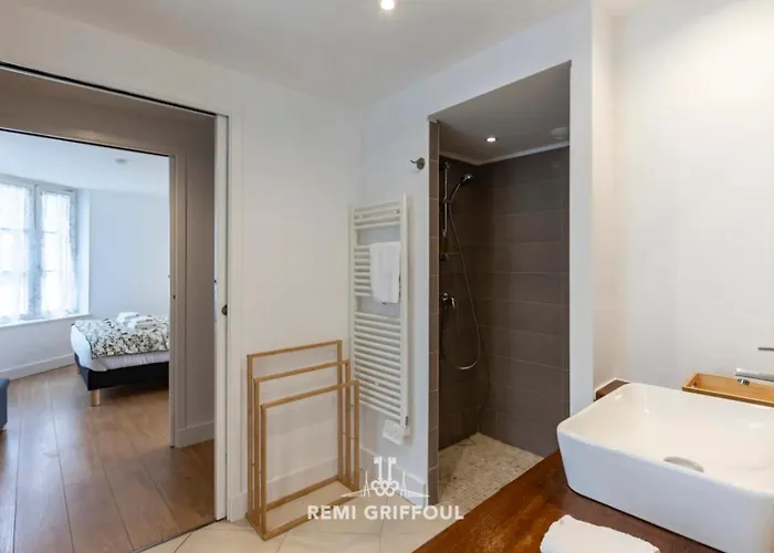 The Duplex Varin Beautiful & Garden 4 People 아파트 옹플뢰르